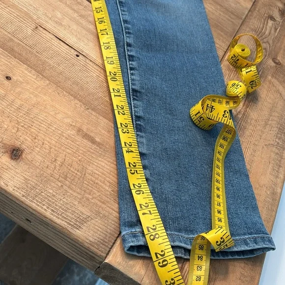 Adriano Goldschmied - Mari jeans - Picture 11 of 11